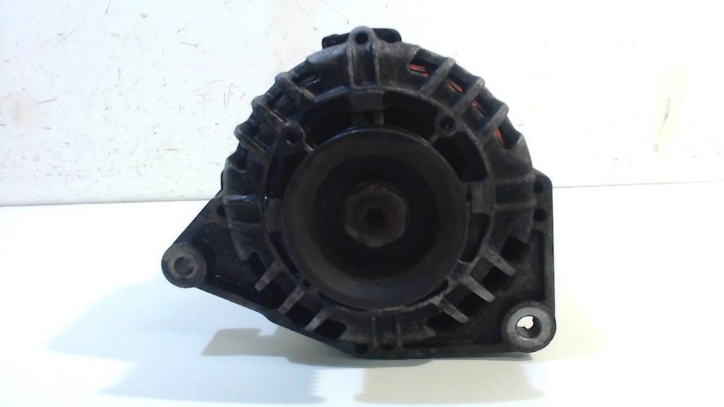 Dynamo Volkswagen Passat, Auto-onderdelen, Onderdelen@venauto.nl, Van der Ven Autorecycling B.V., Gebruikt, Ettenseweg 76, 4706 PB Roosendaal, The Netherlands