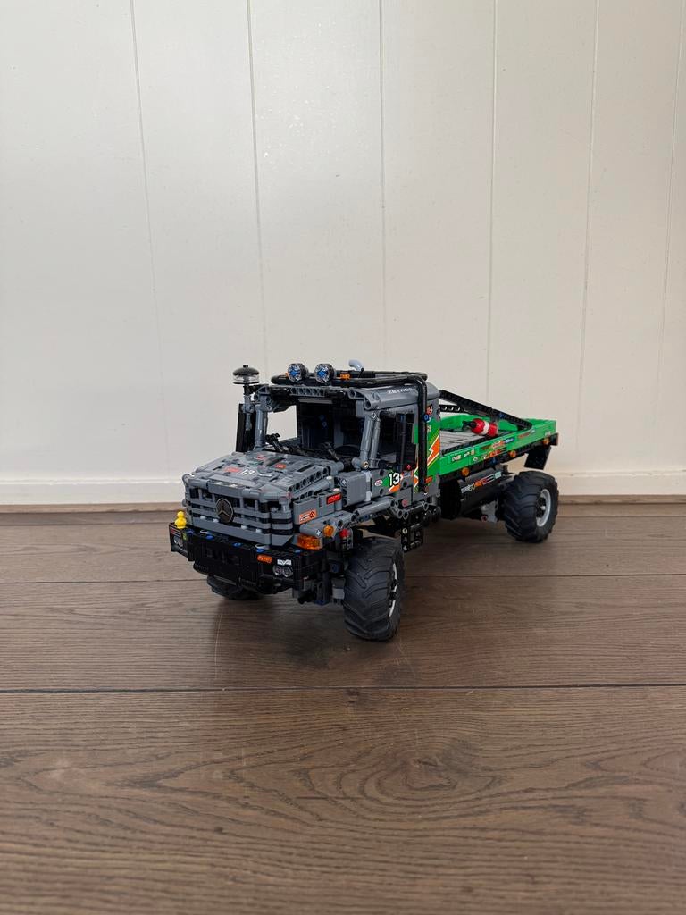 LEGO Technic 4x4 Mercedes-Benz Truck 42129, Ophalen, Zo goed als nieuw