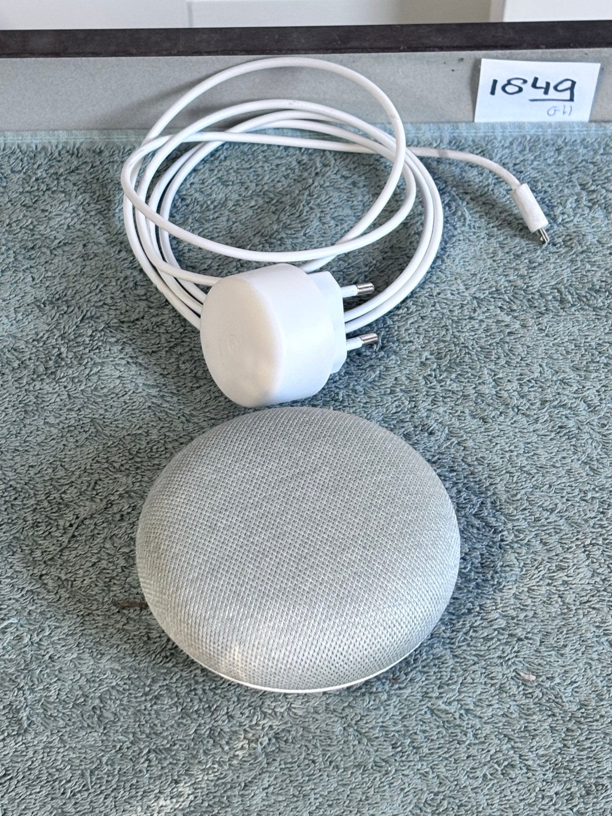 Google Home Mini (Chalk) - Slimme Speaker, Slimme speaker, Google, Ophalen of Verzenden, Zo goed als nieuw