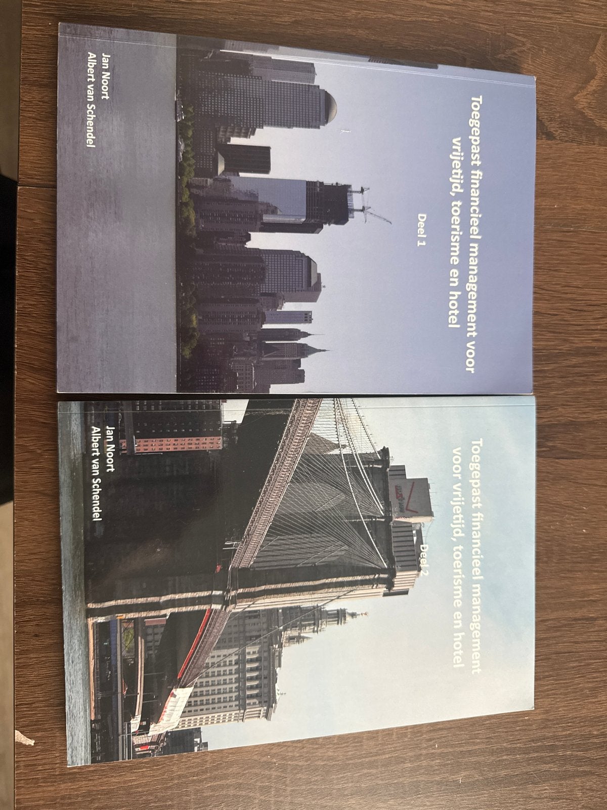 Toegepast financieel management boek deel 1 en 2, Boeken, Ophalen of Verzenden, Gamma, Zo goed als nieuw, HBO
