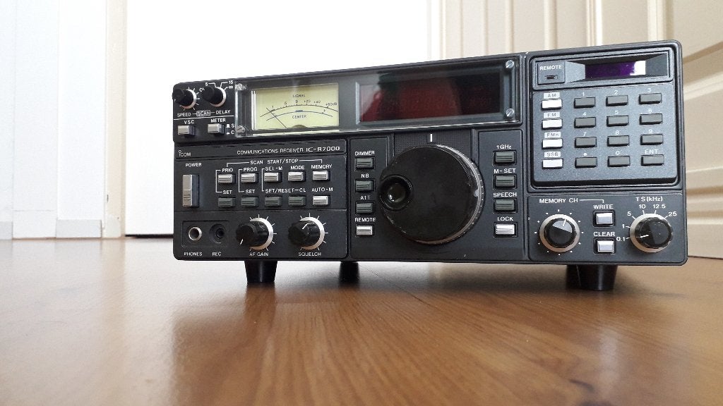 Icom Ontvanger Model IC-R7000, Ophalen, Gebruikt, Ontvanger