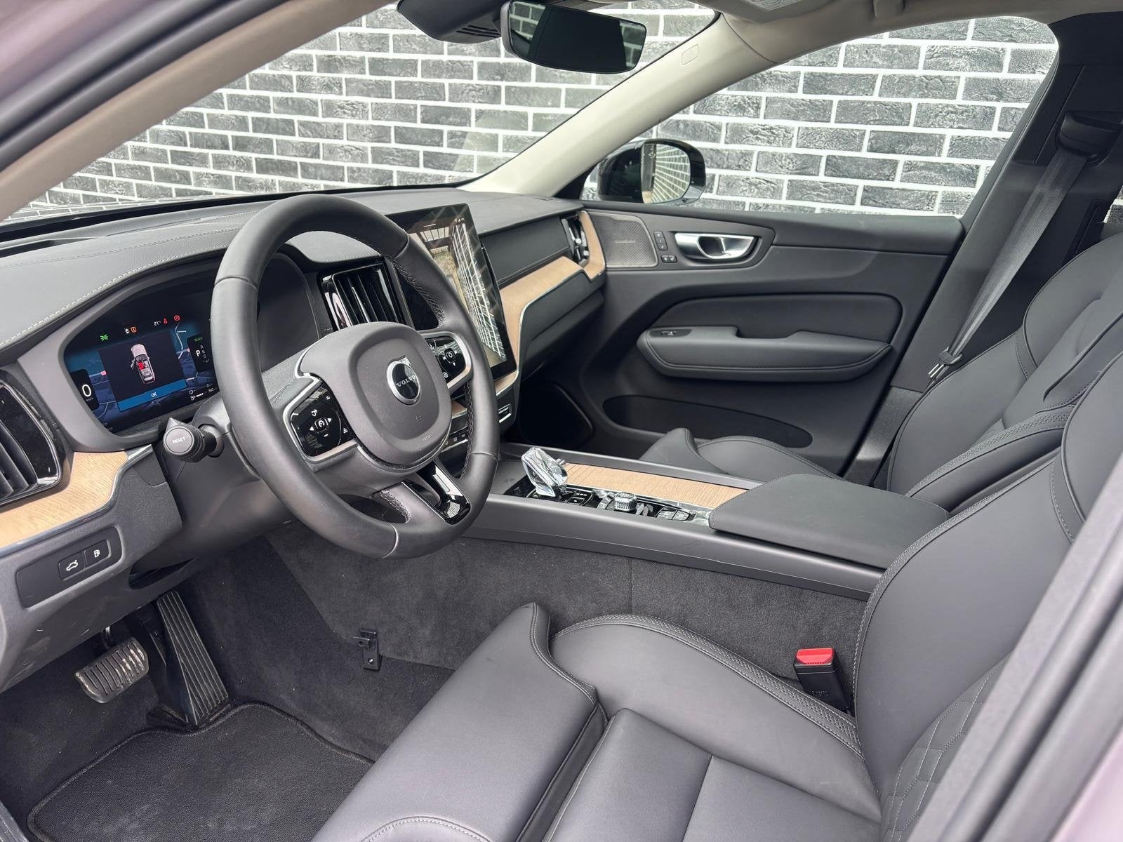 Volvo XC60 2.0 T6 Plug-in Hybrid AWD Ultra Dark | PHEV | Tre, Auto's, Gebruikt, Euro 6, 4 cilinders, 180 min