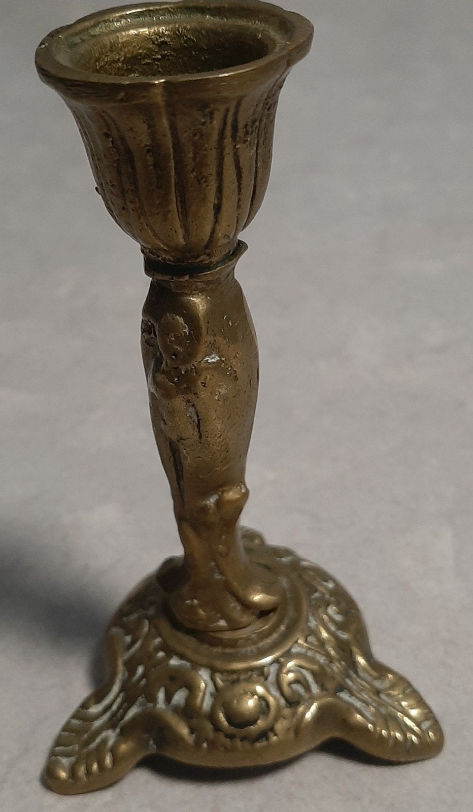 koperen kaarsenstandaard h 13cm, Antiek en Kunst, Antiek | Kandelaars, Ophalen of Verzenden, Koper of Brons