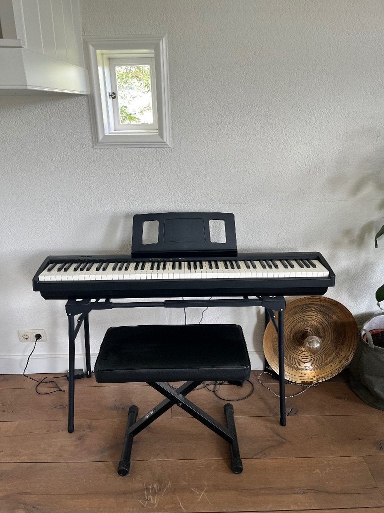 Piano Roland FP10, Ophalen, Zwart, Digitaal, Zo goed als nieuw