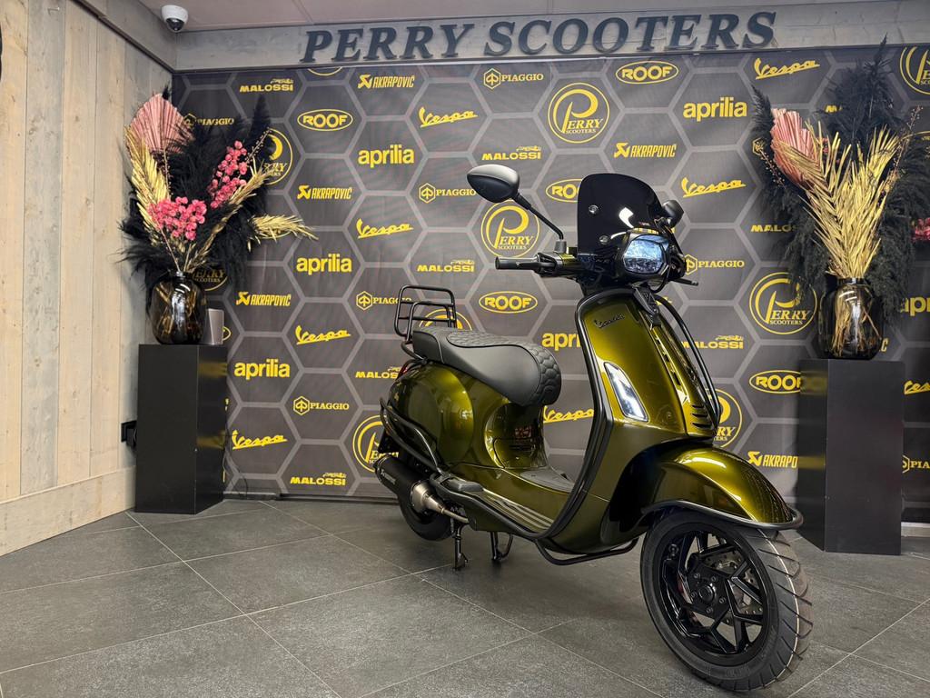 Vespa Sprint 2026 Euro5+ Facelift Specialaint Pyhton Green E, Gebruikt, Overige modellen, Piaggio, Info@perryscooters.nl