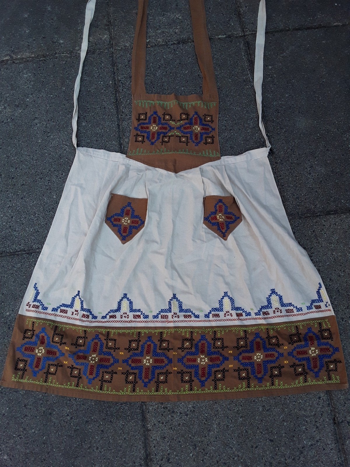 Antiek schort  met kruisteek, Huis en Inrichting, Keuken | Textiel, Ophalen of Verzenden, Gebruikt