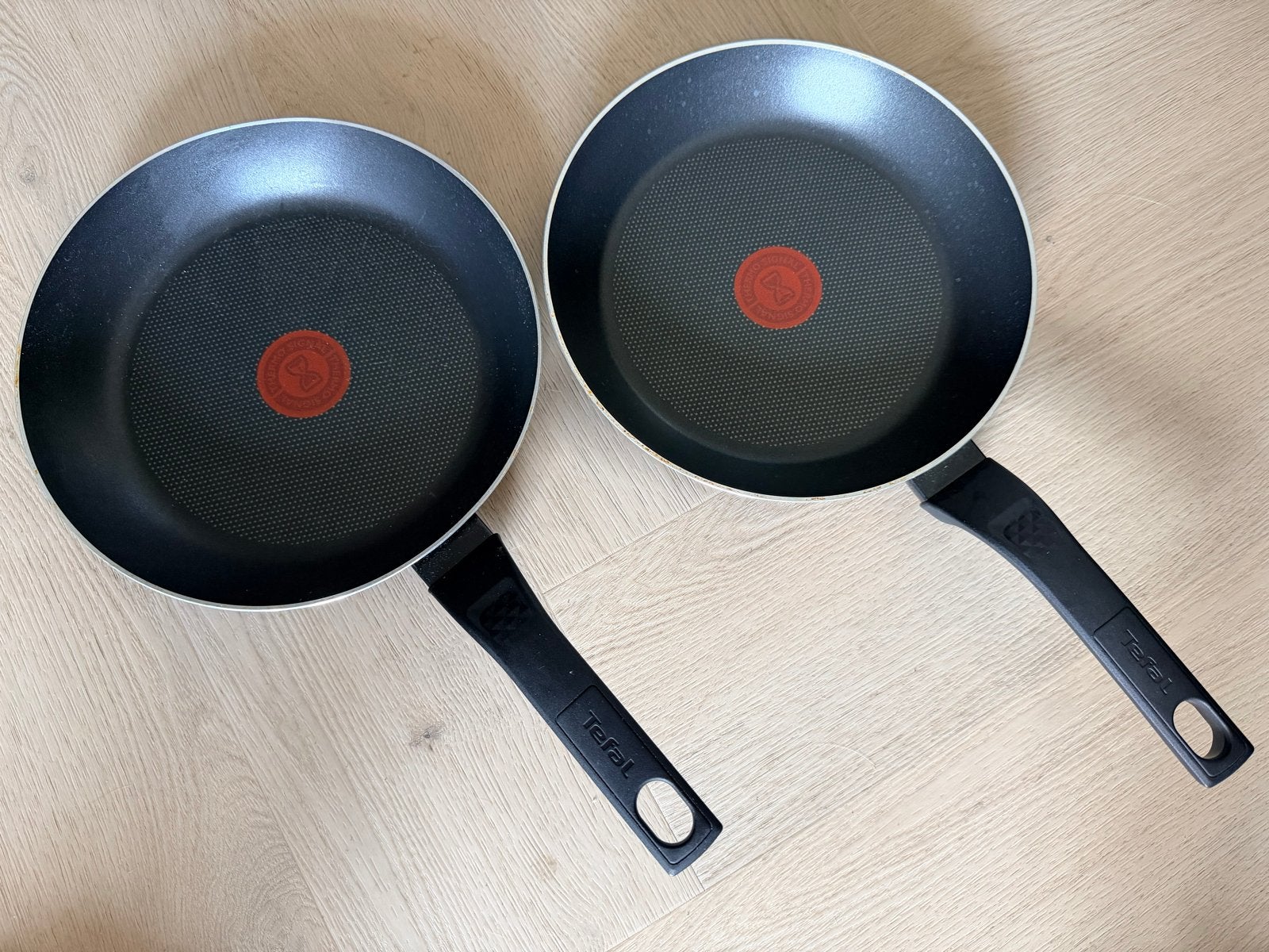Tefal Easy Cook & Clean Koekenpan 24cm met Antiaanbaklaag, Ophalen, Koekenpan, Tefal, Antiaanbaklaag
