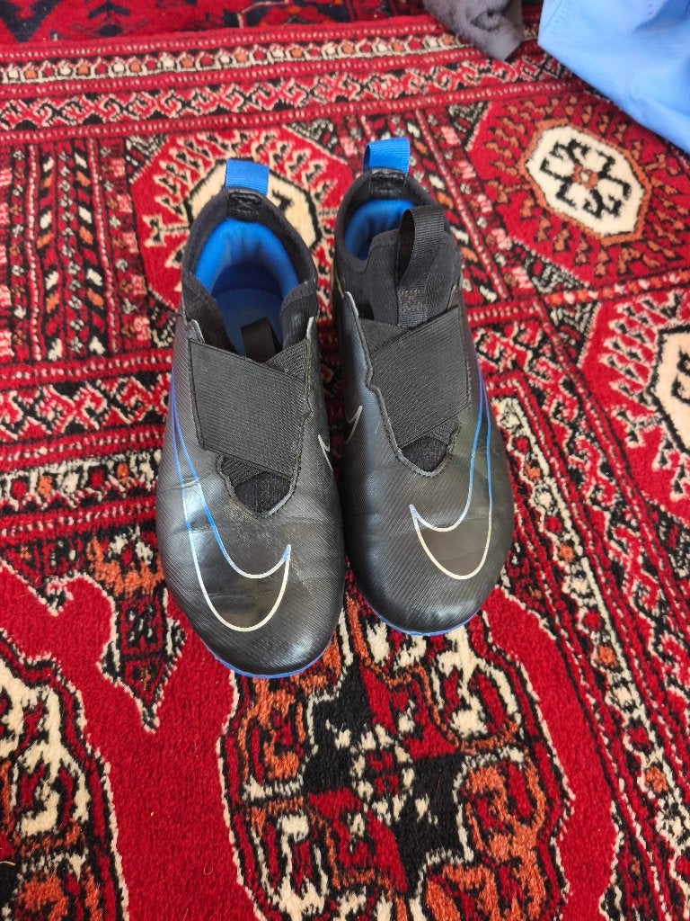 Voetbalschoenen Nike 36, Maat XS of kleiner, Schoenen, Ophalen of Verzenden, Zo goed als nieuw