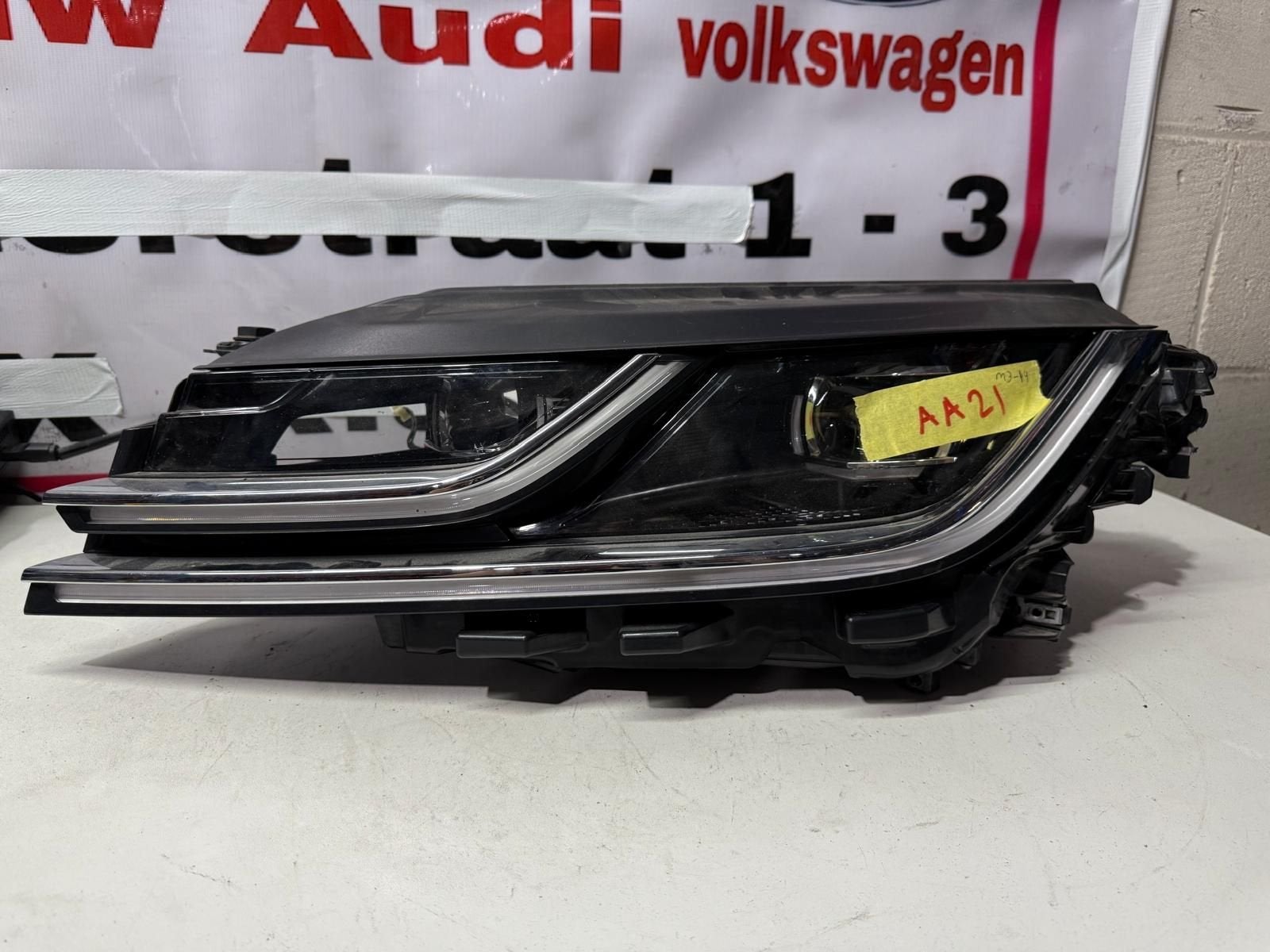 Volkswagen Arteon Koplamp, Gebruikt, -, -, Ophalen of Verzenden