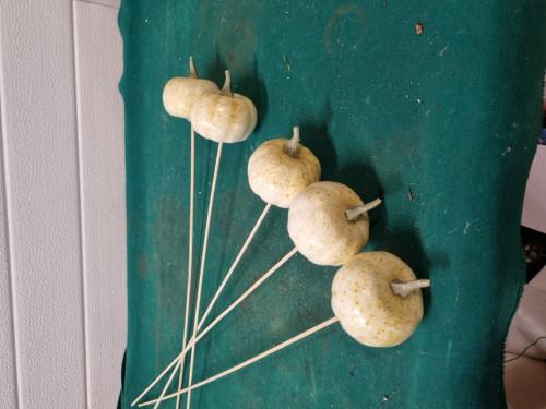 pompoentjes wit 5 stuks decoratie, Huis en Inrichting, Woonaccessoires | Overige, Ophalen of Verzenden, 'T Olde Gre-j, Info@toldegrej.nl
