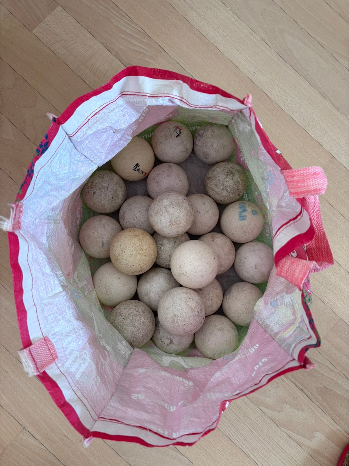 Gratis 24 oude hockey ballen, Ophalen, Gebruikt, Bal