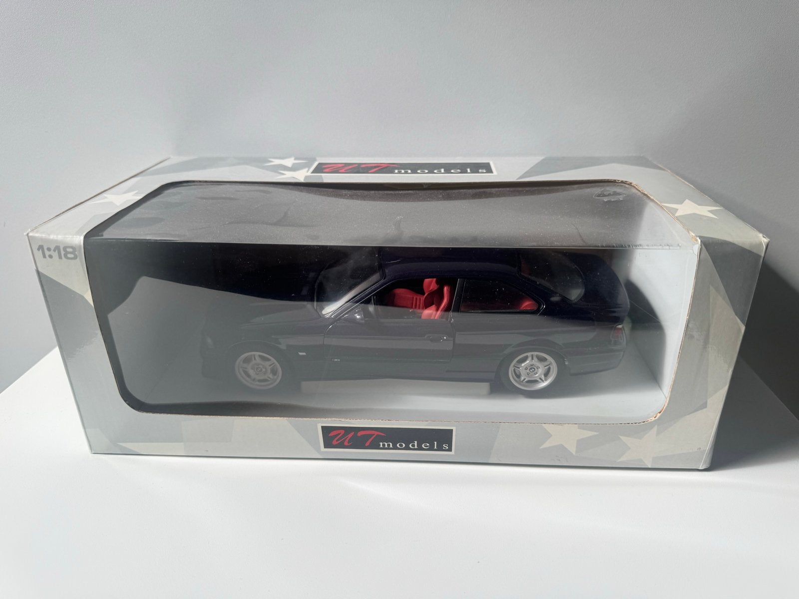 UT Models BMW E36 M3 Coupé 1:18 - Zo goed als nieuw, Ophalen of Verzenden, Zo goed als nieuw, Auto, UT Models