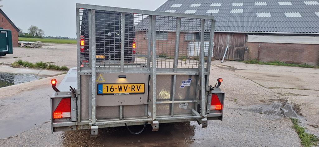 Ifor Williams machinetransporter, Ophalen