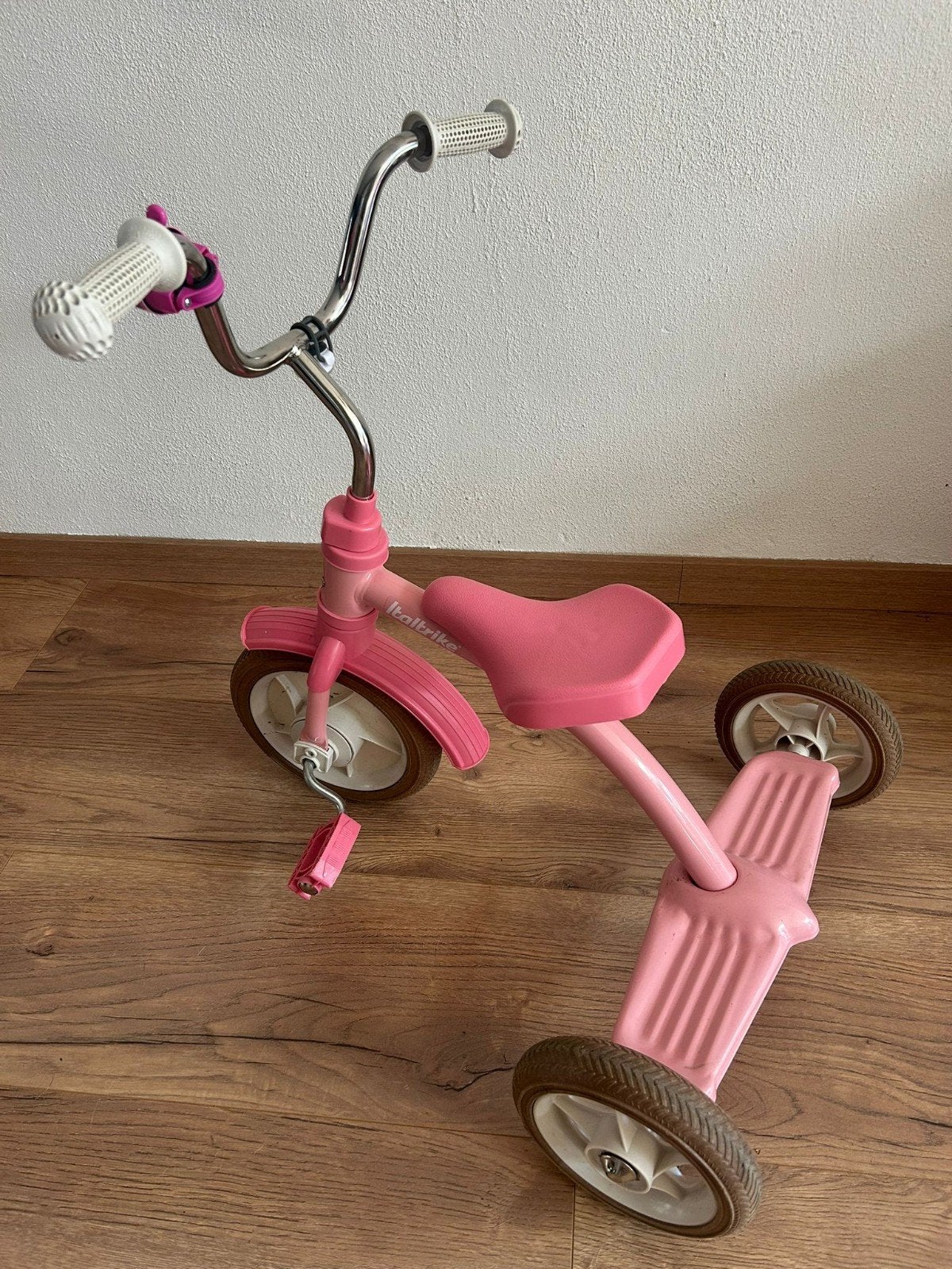 Roze Italtrike driewieler voor kinderen, Ophalen of Verzenden, Zo goed als nieuw, Italtrike