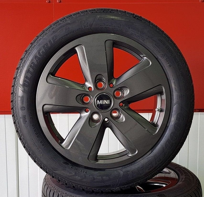 NIEUW ! Velgen + winterbanden 16" Styling 517  MINI F55 F56, -, Banden en Velgen, Nieuw, 195 mm