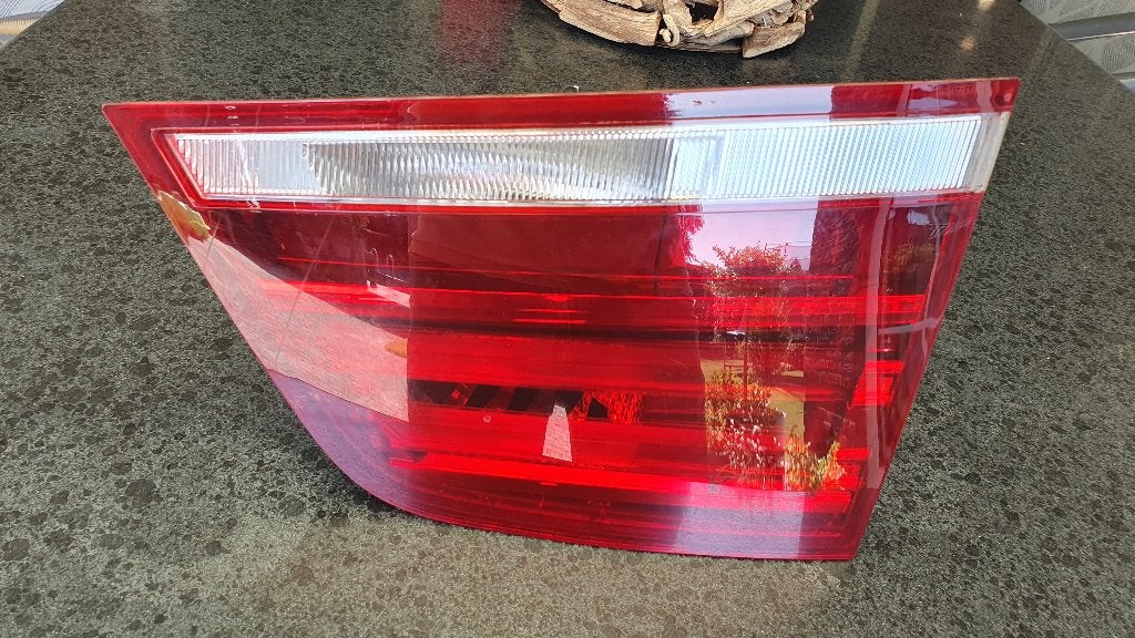 BMW X3 Achterklep LED verlichting rechts (defect), Auto-onderdelen, Ophalen of Verzenden, Gebruikt, BMW