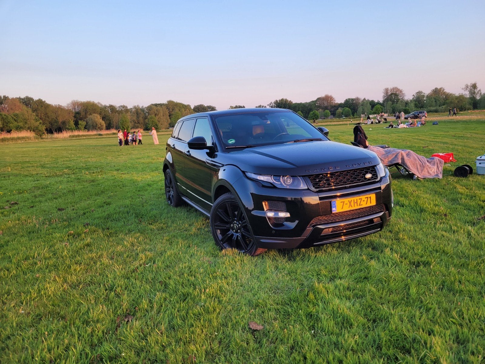 Land Rover Range Rover Evoque 2.0 SI4 4WD AUT 2014 Zwart, 1800 kg, 4 cilinders, Zwart, Origineel Nederlands