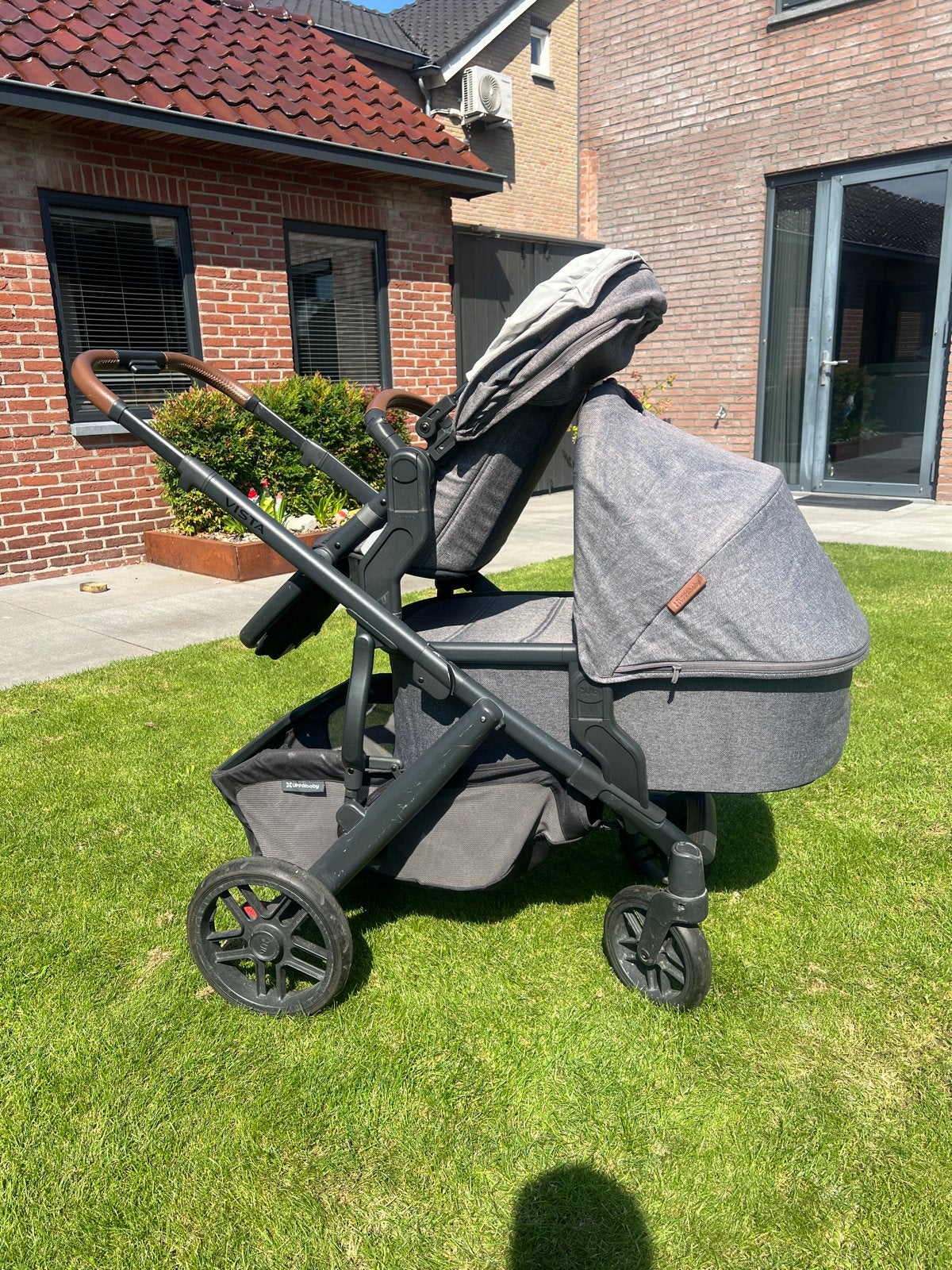 Uppababy Vista V2 Kinderwagen met Reiswieg en Zitje, Ophalen, Zo goed als nieuw, Overige merken, Regenhoes