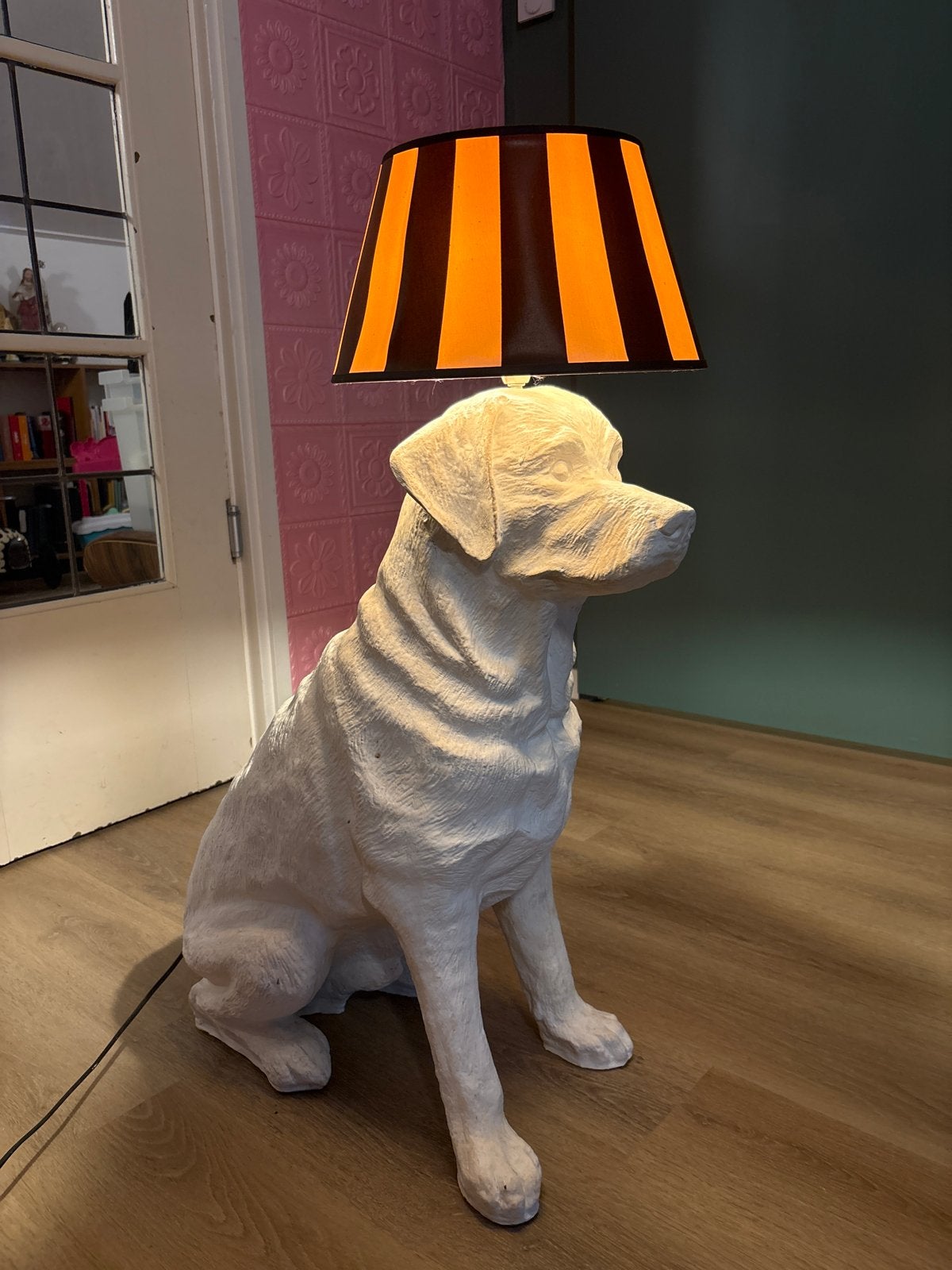 Unieke hondenlamp - Labrador design met gestreepte kap, Wit, Gebruikt, Kunststof, E27 (groot)