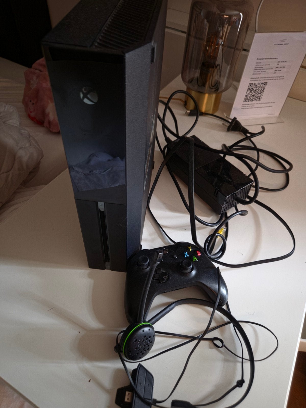 Complete Xbox One console met controller en headset, Ophalen of Verzenden, Gebruikt