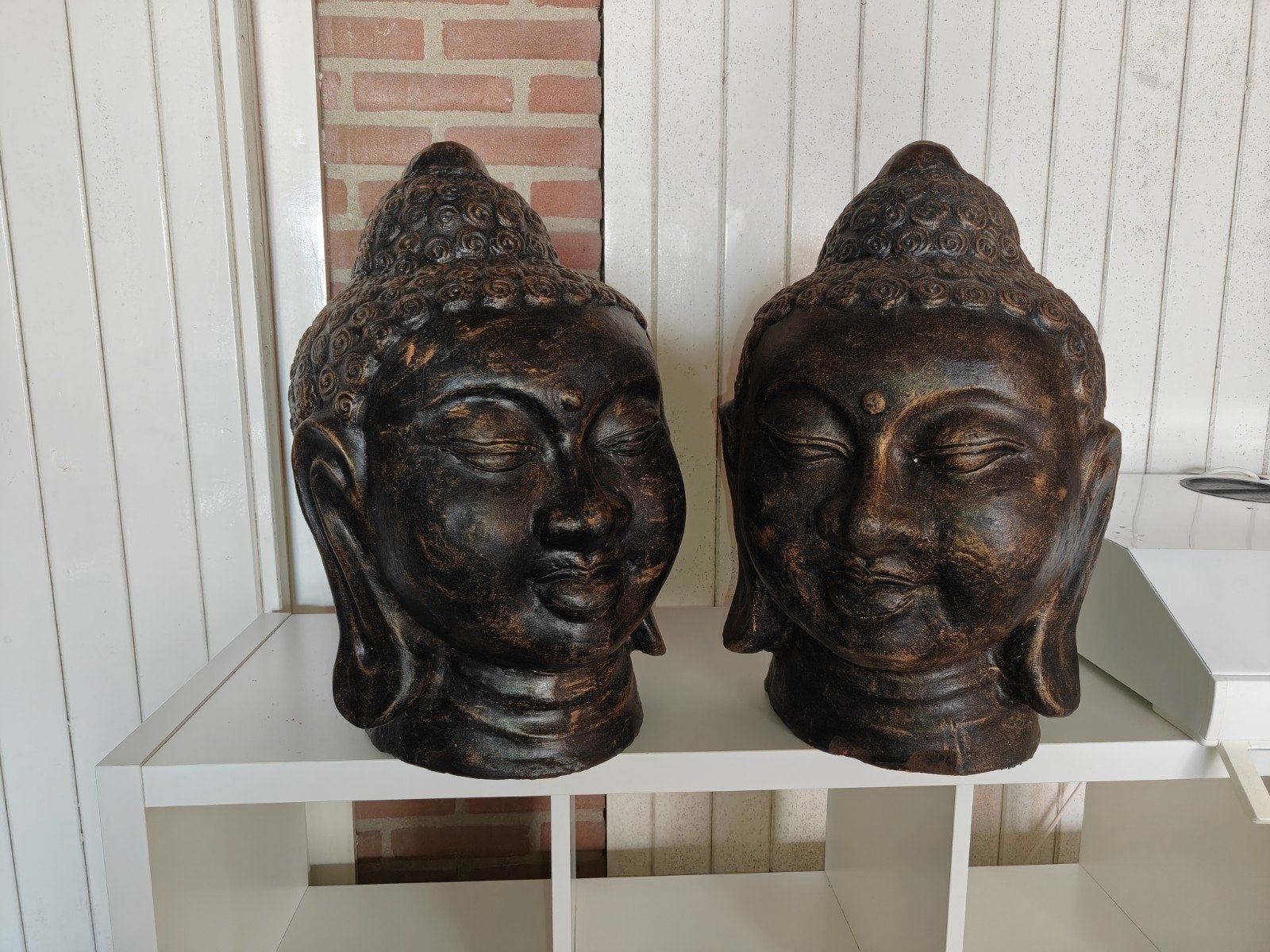 Boeddha hoofden - Set van 2 - Steen/keramiek, Ophalen, Steen/keramiek, Zo goed als nieuw, Meerkleurig