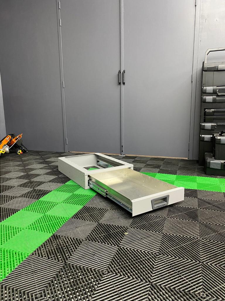Bedrijfswagen Vloerlade showroom model | MOET WEG, Auto diversen, Ophalen