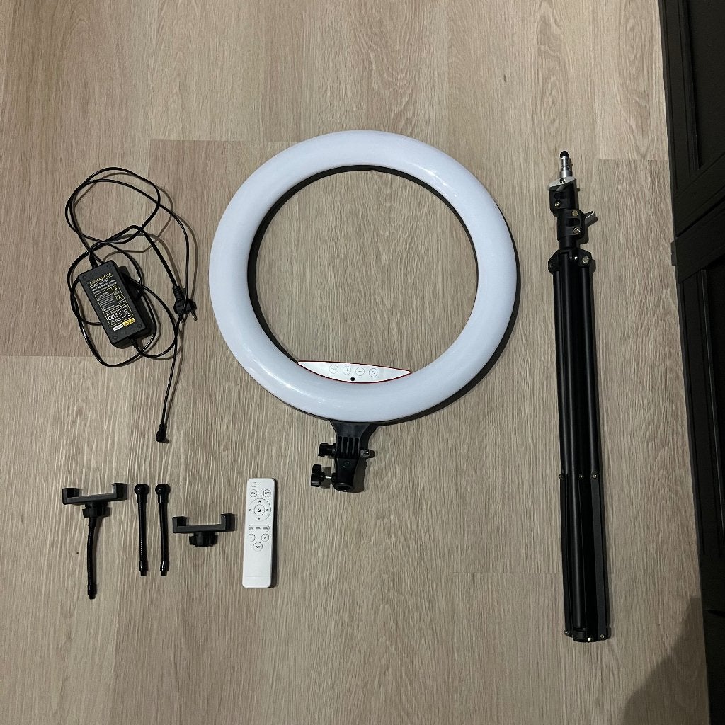 Ringlight met statief en afstandsbediening, Audio, Tv en Foto, Fotografie | Fotostudio en Toebehoren, Ophalen, Zo goed als nieuw
