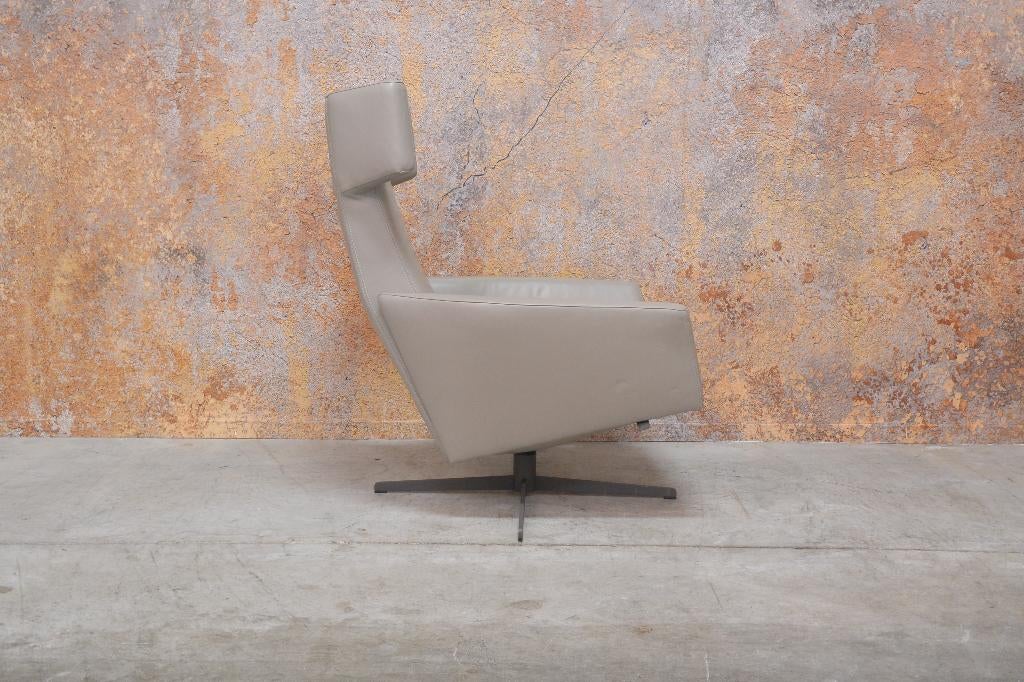 ZGAN taupekleurige leren Leolux Elixir design draaifauteuil, Leolux, Leolux, 75 tot 100 cm, Ophalen of Verzenden