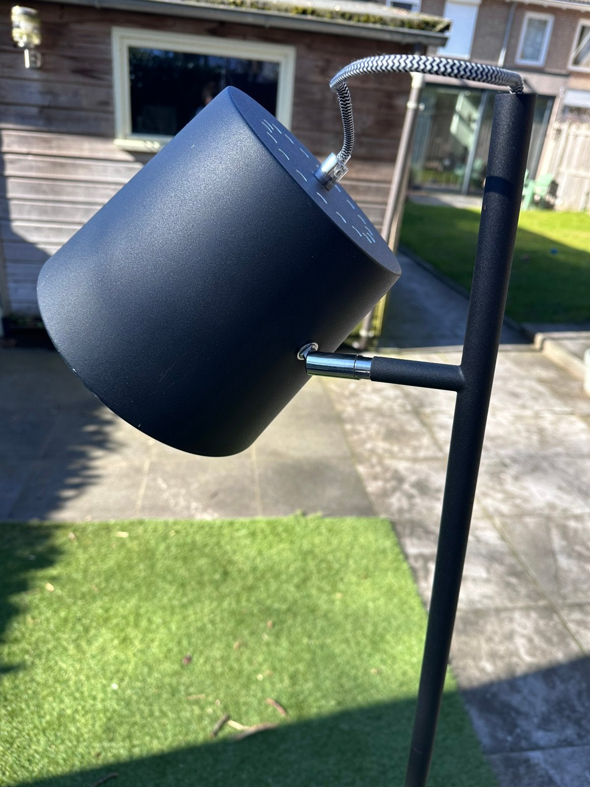 Zwarte staande lamp merk Zuiver, Ophalen, Zo goed als nieuw, 150 tot 200 cm