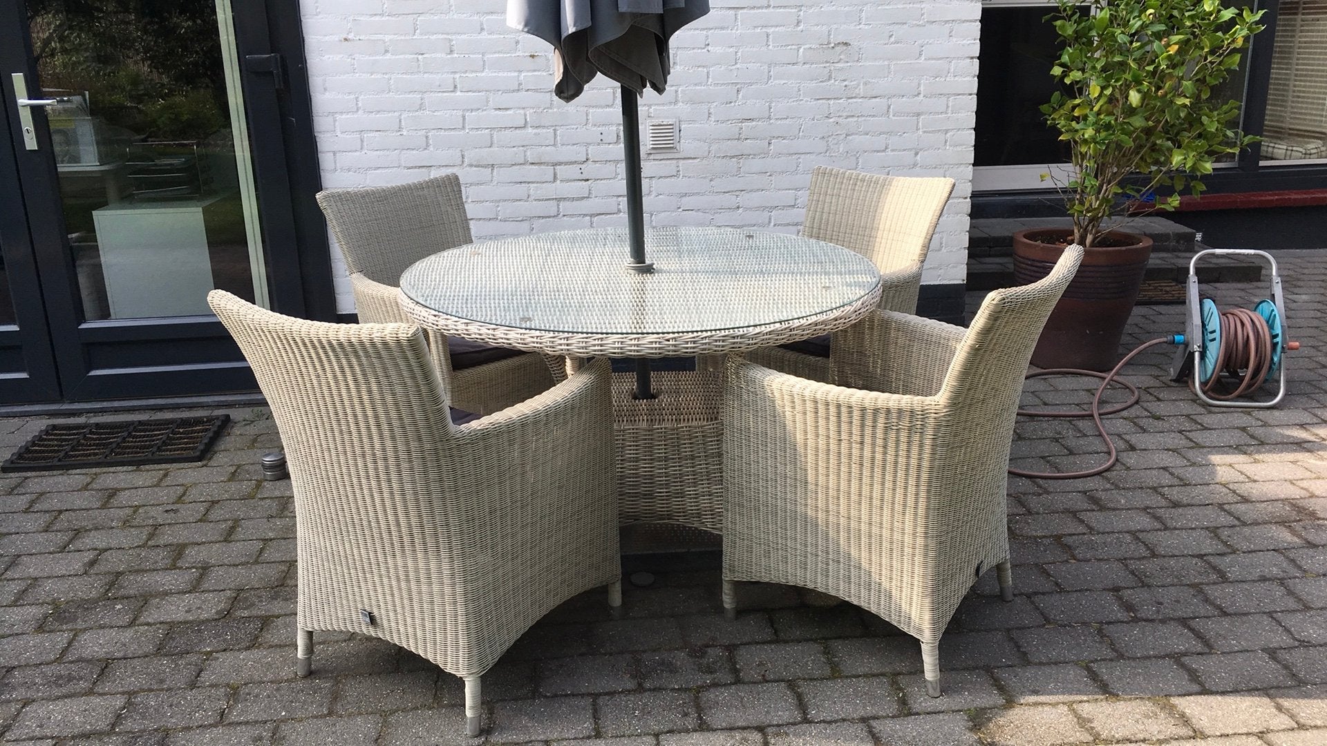 Tuinset in goede staat eventueel met parasol, Tuin en Terras, Ophalen, Zo goed als nieuw, Aluminium