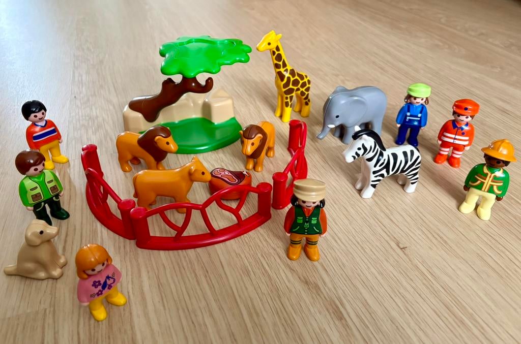 Playmobil 123 leeuwenverblijf en meer 21 stuks, Ophalen of Verzenden, Zo goed als nieuw