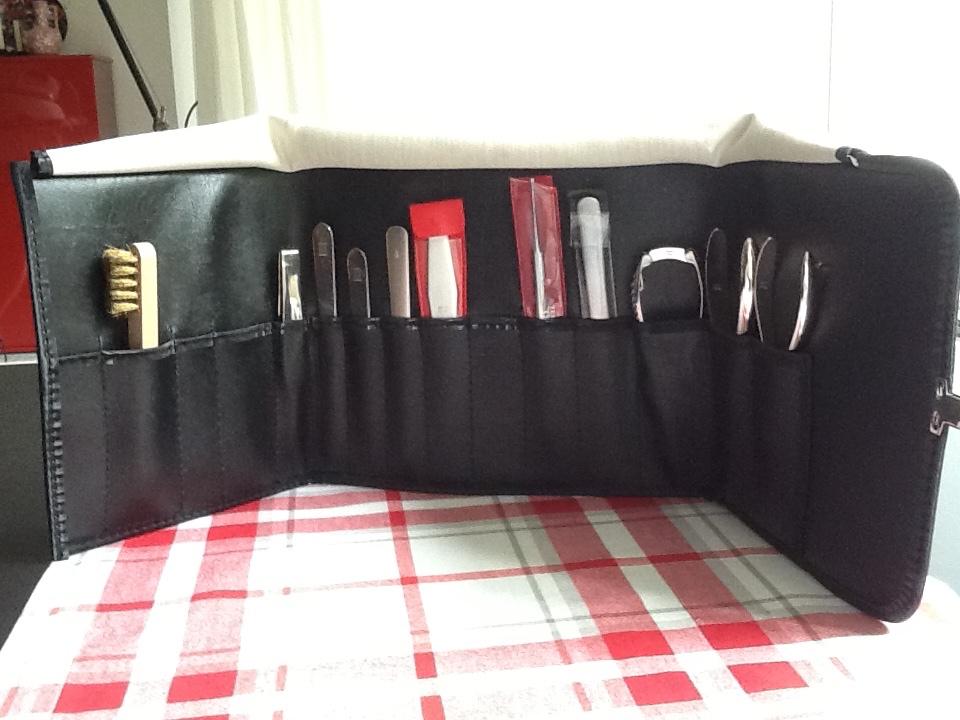 Pedicureset in leren etui, Ophalen of Verzenden, Zo goed als nieuw, Overige typen