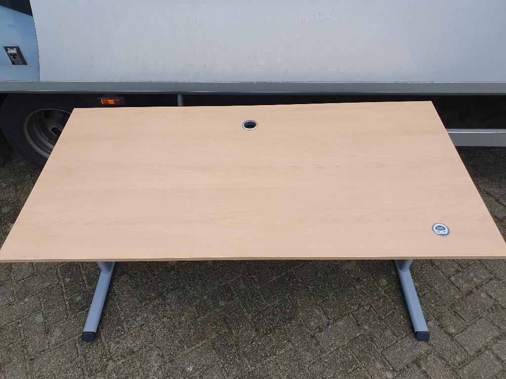 40x Vepa elektrisch bureau oa 120 / 140 en 160cm (callcenter, Ophalen of Verzenden, Industrieweg 31, Hoogeveen, Info@vepa.nl, Zo goed als nieuw