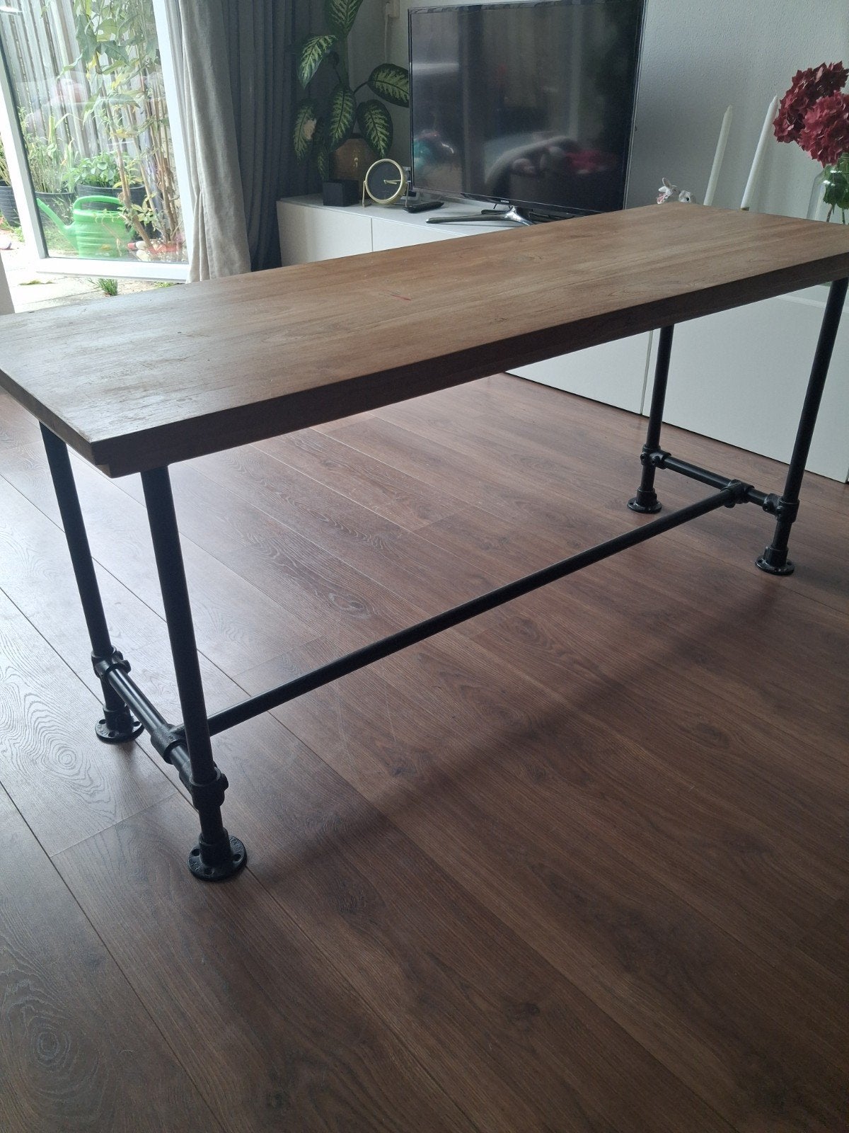 Industriële speeltafel/ bureau, Gebruikt, 50 tot 100 cm, 150 tot 200 cm, Vier personen