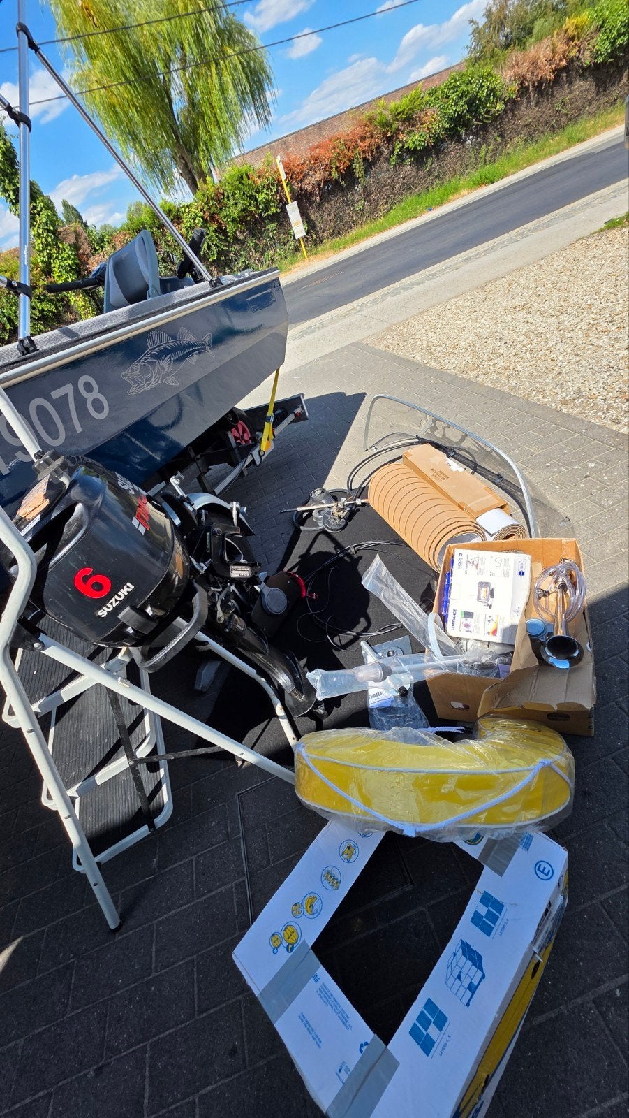 Suzuki DF6 4 stroke + andere onderdelen  en access, Ophalen