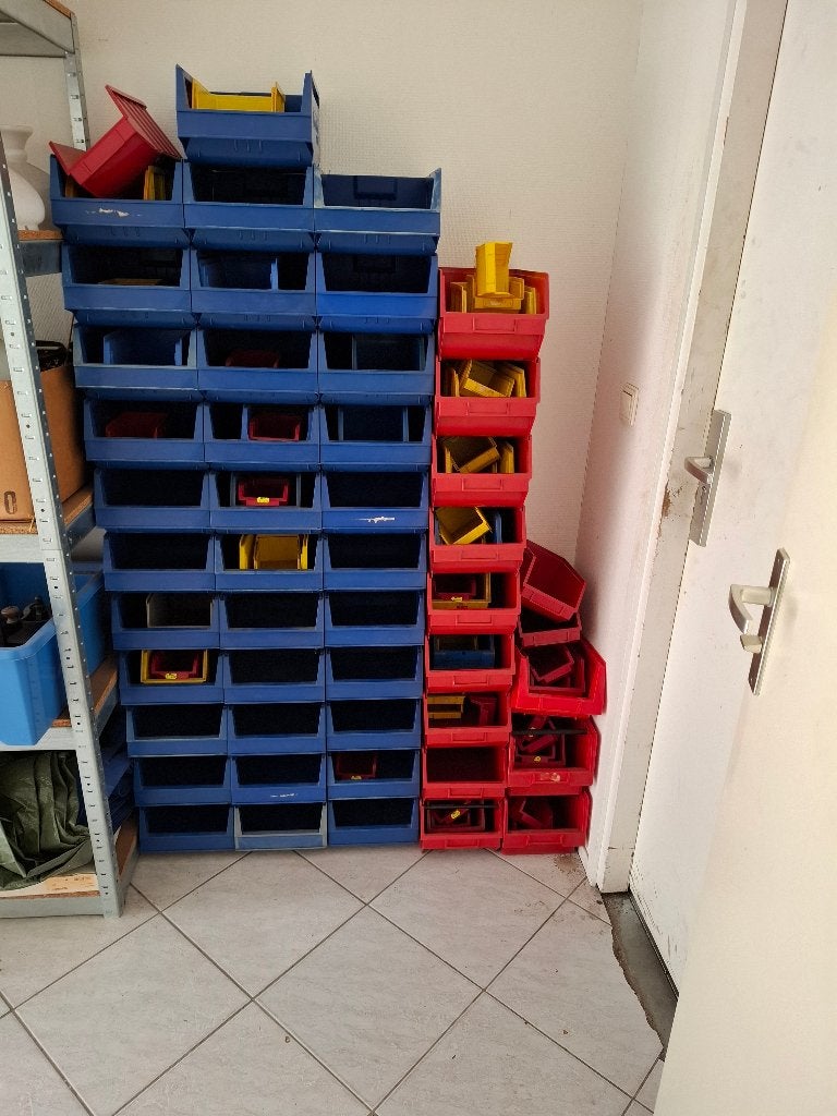 Stapelbakken, Ophalen, 100 cm of meer, 60 cm of meer, Minder dan 35 cm
