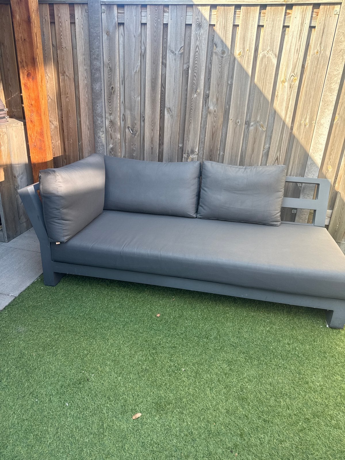 grijze loungeset voor buiten, Tuin en Terras, Tuinsets en Loungesets, Gebruikt, 3 zitplaatsen, Aluminium, Ophalen of Verzenden