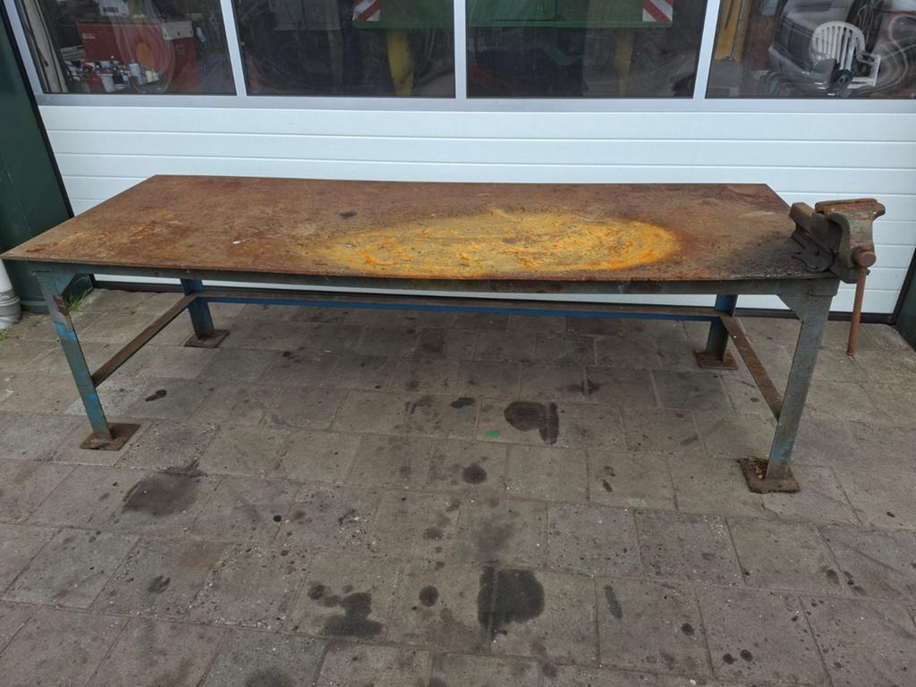 Lastafel 275x100cm met Heuer Front bankschroef, Doe-het-zelf en Verbouw, Ophalen of Verzenden, Gebruikt