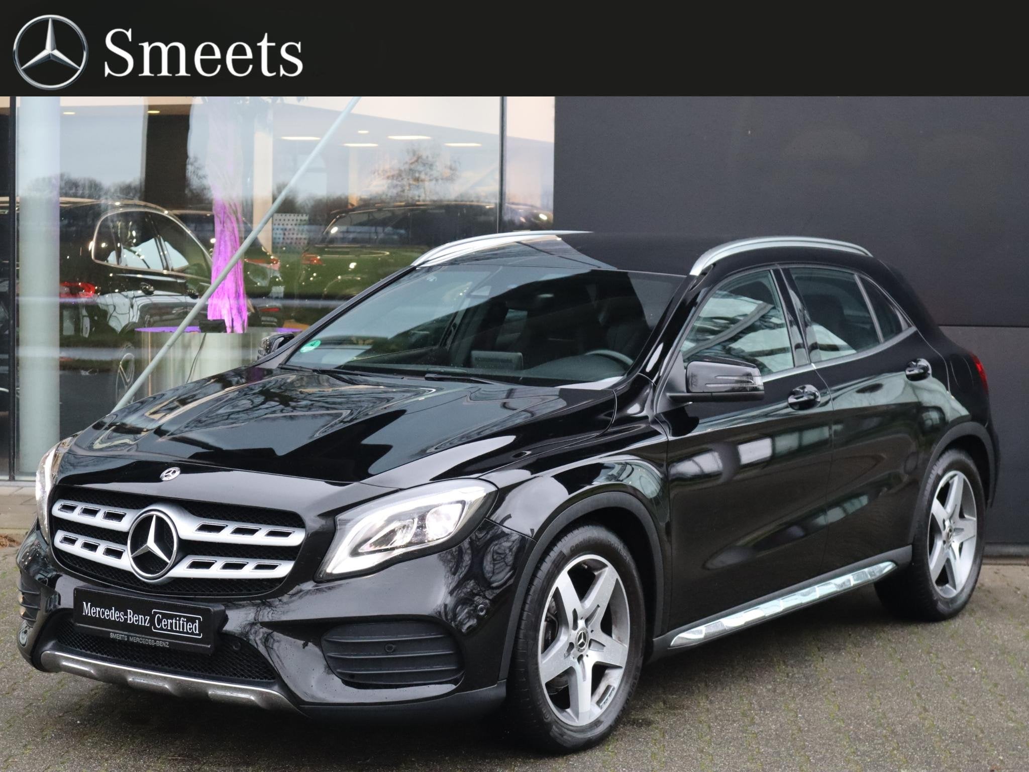 Mercedes-Benz GLA-klasse 180 Business Solution AMG, Stof, Gebruikt, 4 cilinders, 1335 kg