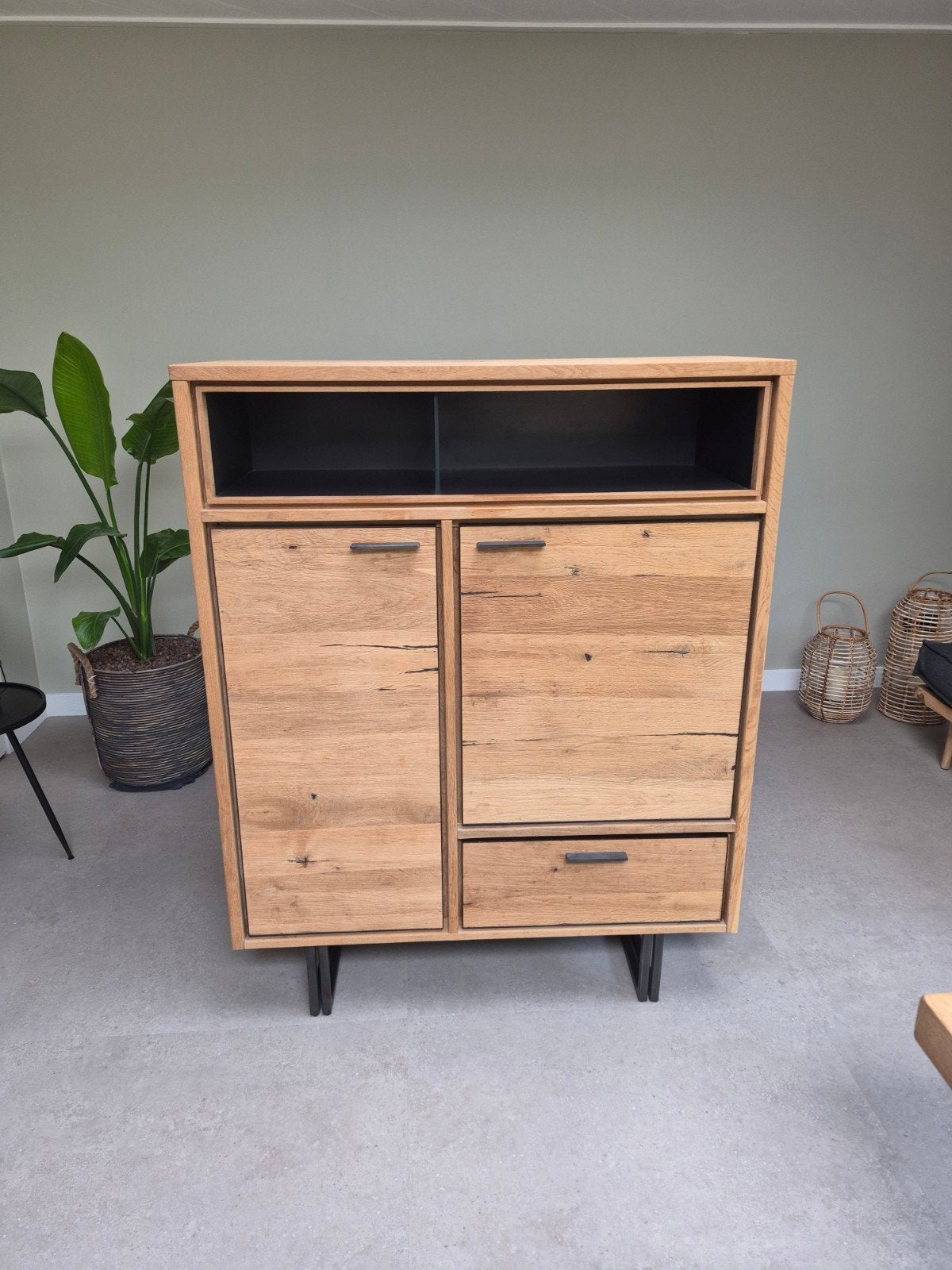 Nette Xoon kast - 110cm. breed, 140cm. hoog en 42cm. diep., Ophalen of Verzenden, Zo goed als nieuw