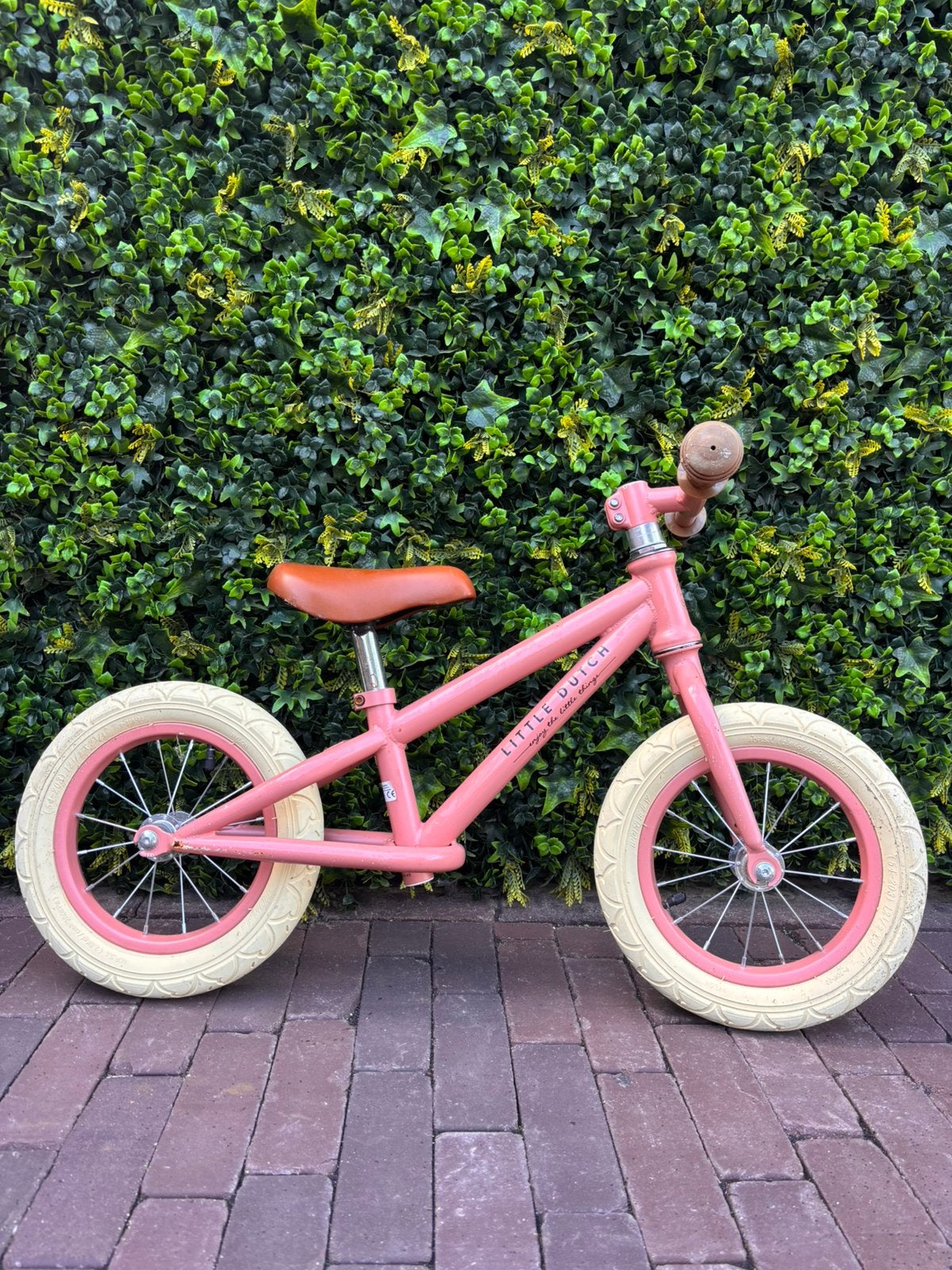 Little dutch loopfiets roze, Fietsen en Brommers, Ophalen, Zo goed als nieuw, Minder dan 16 inch