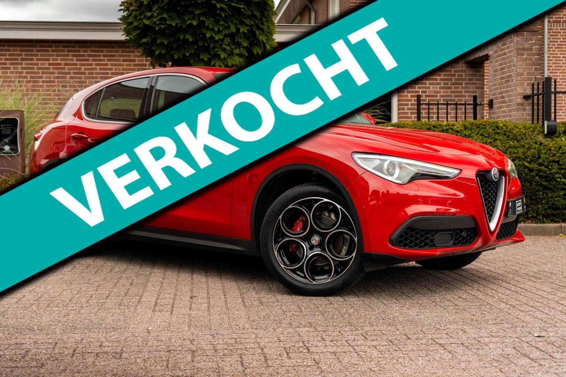 Alfa Romeo Stelvio 2.0 T AWD Super 280 PK Camera Stoel/Stuur, Auto's, Alfa Romeo, Automaat, 4 cilinders, Leder en Stof, Bedrijf