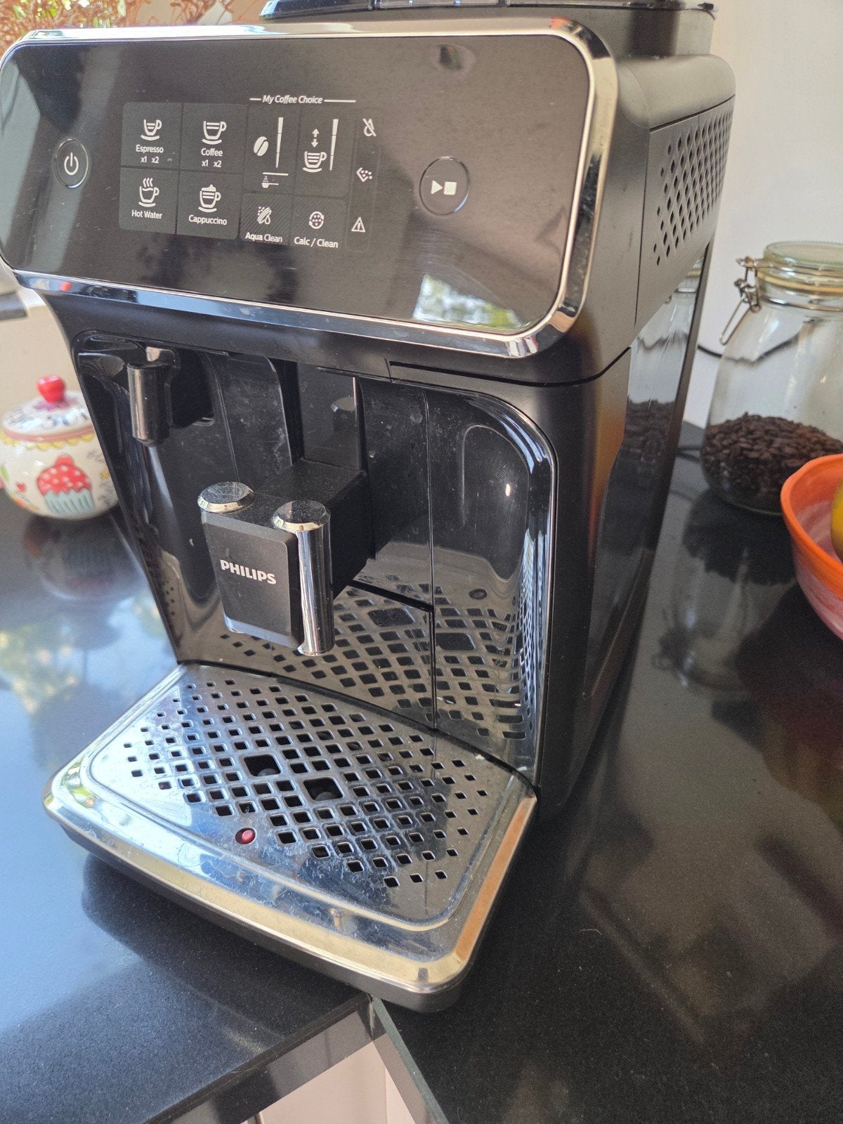 Philips 2200 series koffieapparaat volautomatisch, Witgoed en Apparatuur, Koffiezetapparaten, Espresso apparaat, Zo goed als nieuw