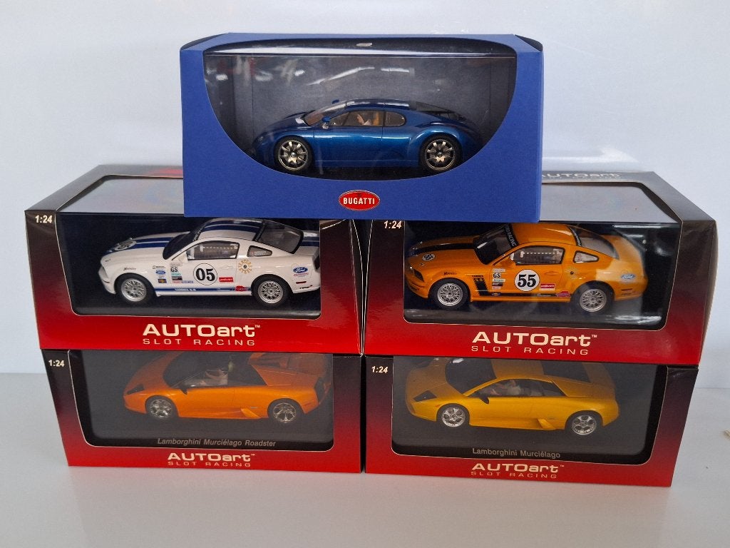 5 X NIEUWE 1:24 Slotcars VOOR MAAR  MAAR MAAR 29,95 PER STUK, Kinderen en Baby's, Overige merken, Racebaan, Autoart, Nieuw