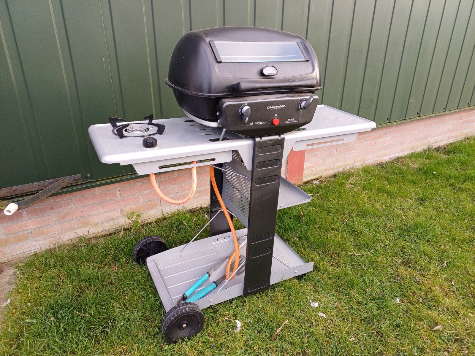 Campingaz El Prado 2200 gasbarbecue met zijbrander, Ophalen, Gebruikt, Campingaz