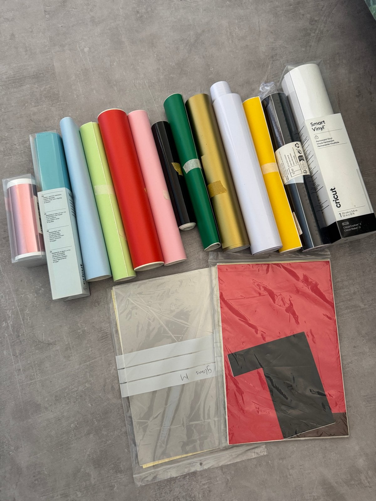 Diverse rollen en vellen vinyl voor plotter machine, Zelfklevend, Meerkleurig, Ophalen of Verzenden, Zo goed als nieuw