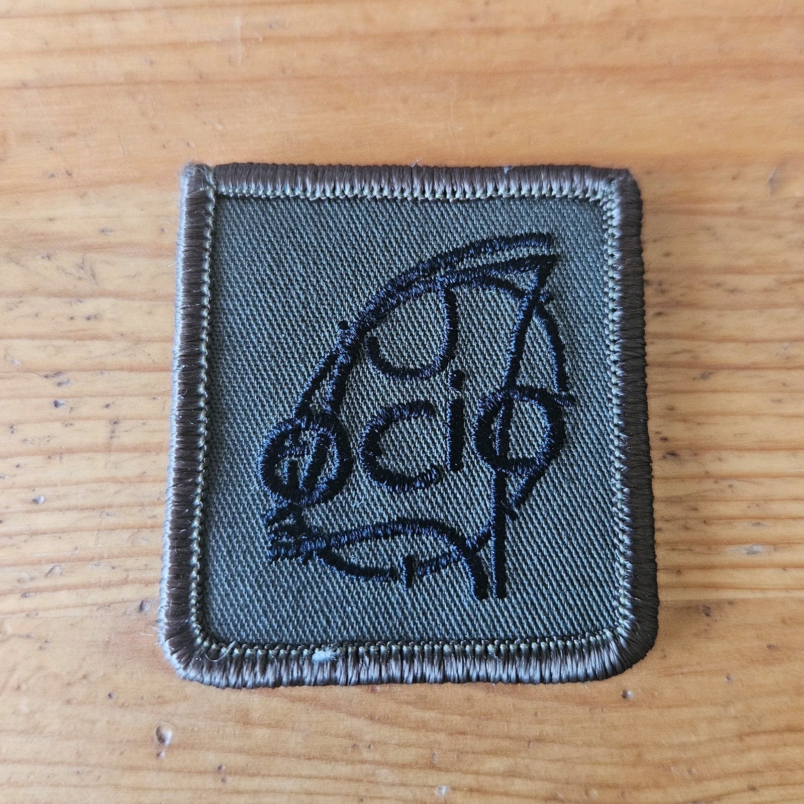 Borstembleem OCIO, Verzamelen, Militaria | Algemeen, Ophalen of Verzenden, Landmacht, Nederland, Embleem of Badge