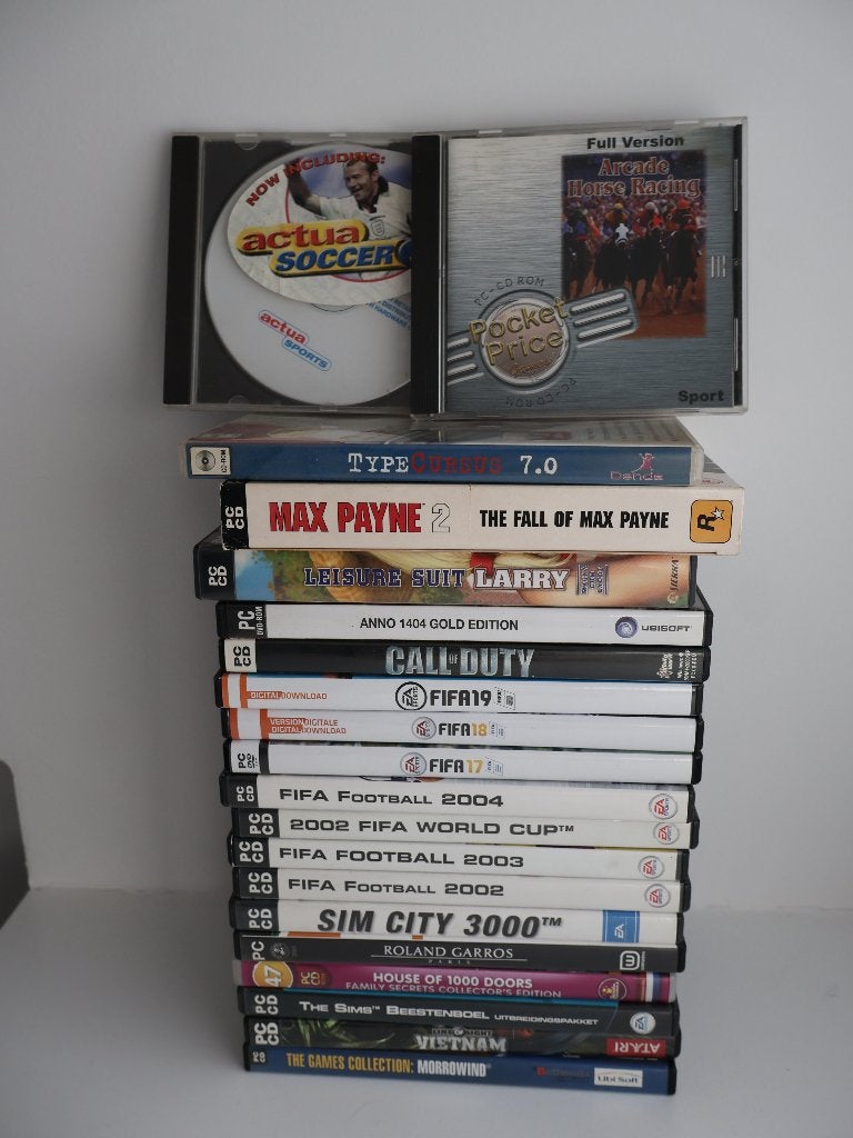 Grote collectie PC games: FIFA, Max Payne, Sim City en meer, Gebruikt, Overige genres, 1 speler, Eén computer