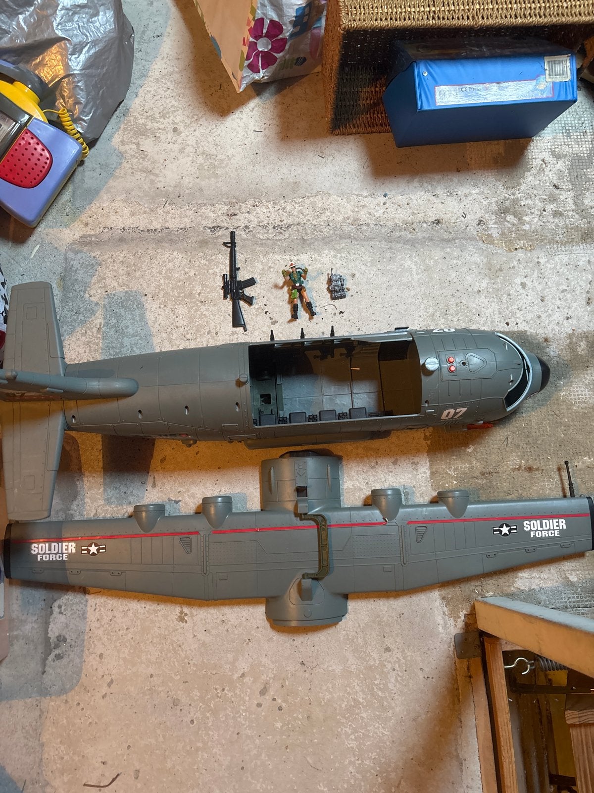Soldier Force Vliegtuig met figuur en accessoires, Ophalen, Gebruikt