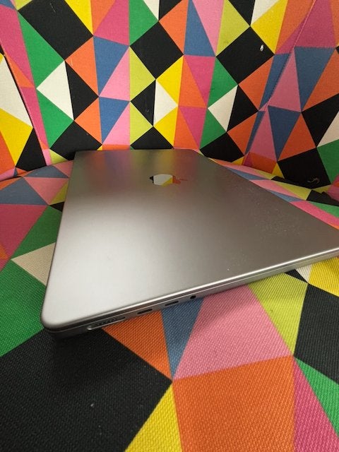 Foto 4 van MacBook Pro 14inch - 16GB - 2021